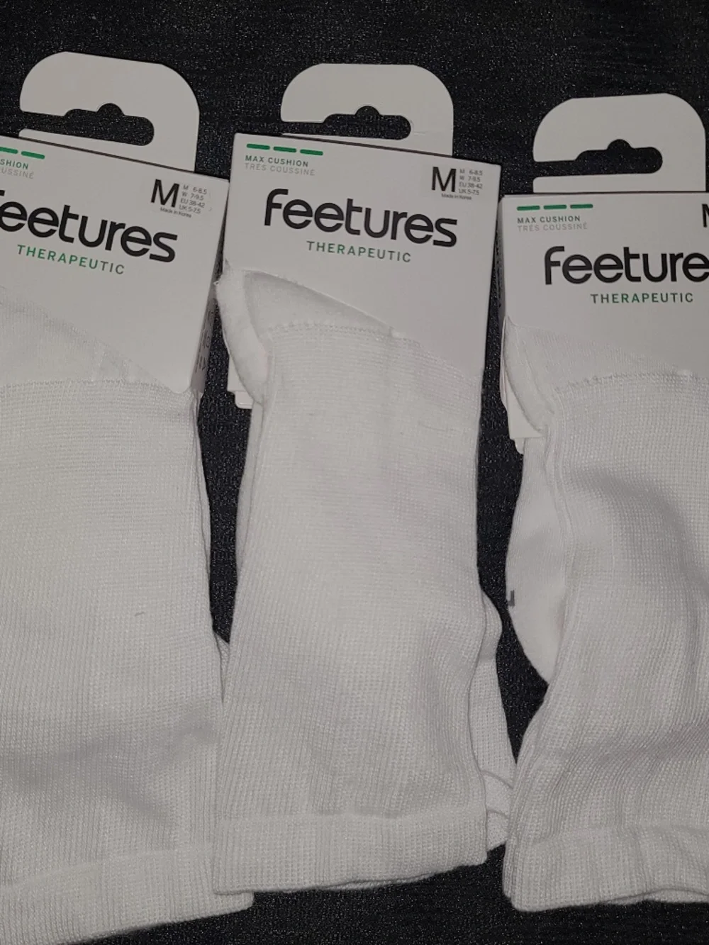 FEETURES ELITE MAX CUSHION SOCKS